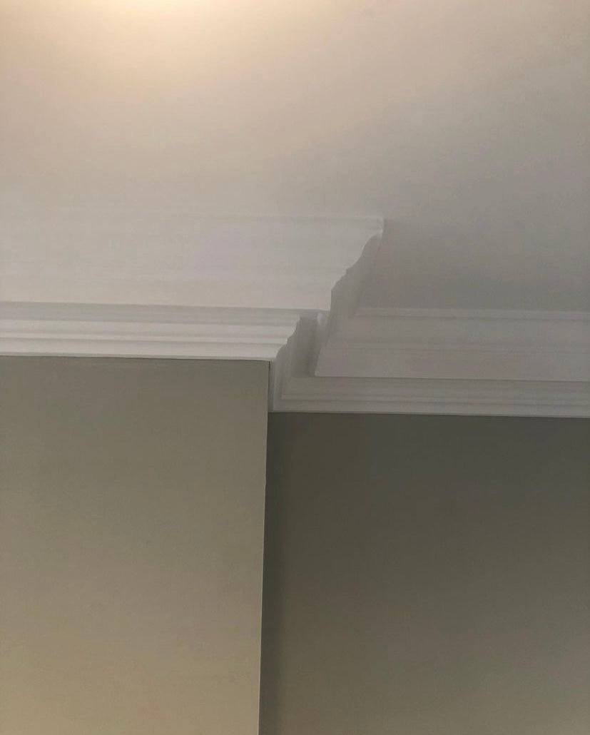 Medium Georgian Classical Plaster Cornice 120mm x 120mm LPMC06